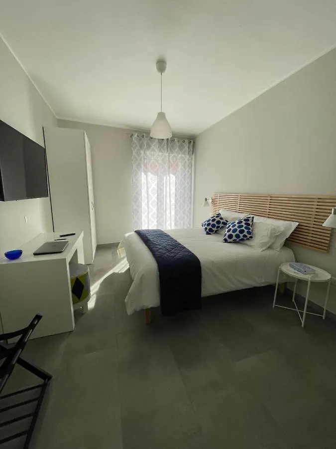 Viariva Rooms Cagliari Italien