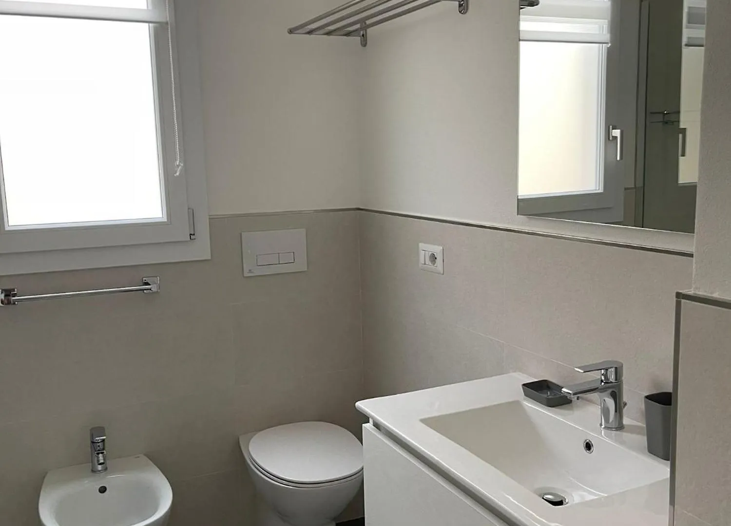 Viariva Rooms Cagliari 0*,  Italien