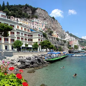 **** Hotel La Bussola Itália